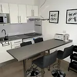 Malibu Park Aparthotel 3*