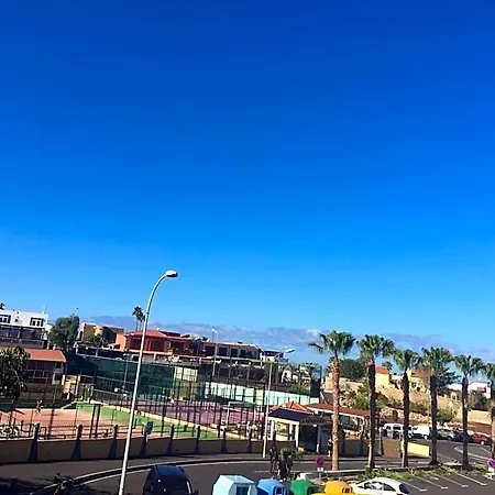 Malibu Park 3* アデヘ