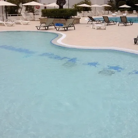 Malibu Park Aparthotel