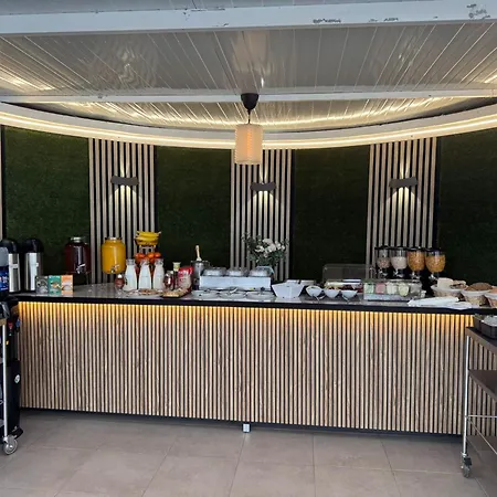 Malibu Park Apartmanhotel 3*