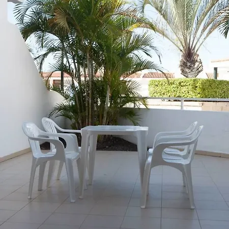 Malibu Park 3* Адехе