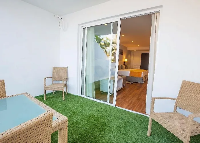 Malibu Park アデヘ